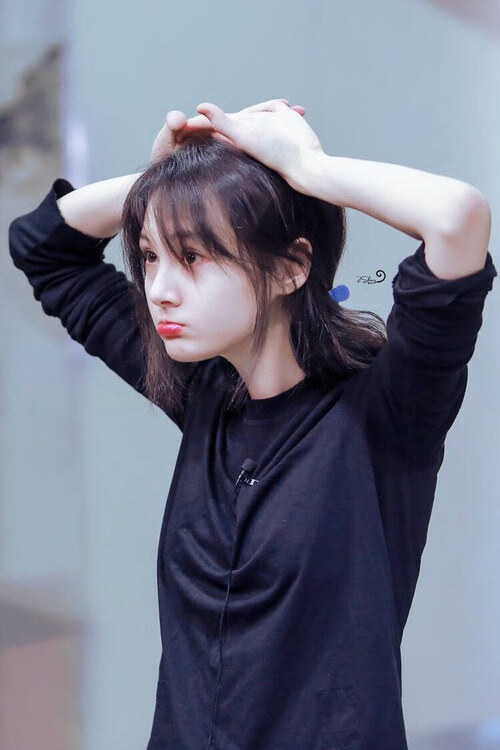 袋鼠队灵活的反击战术,时常令对手防不胜防,袋鼠攻击